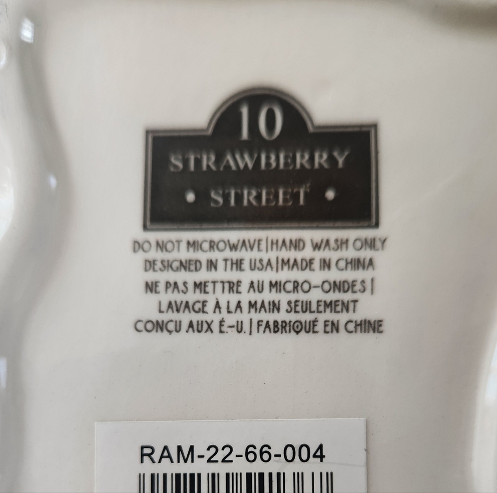 10 Strawberry Street Adorable Cat Spoon Rest **NEW - Picture 5 of 9